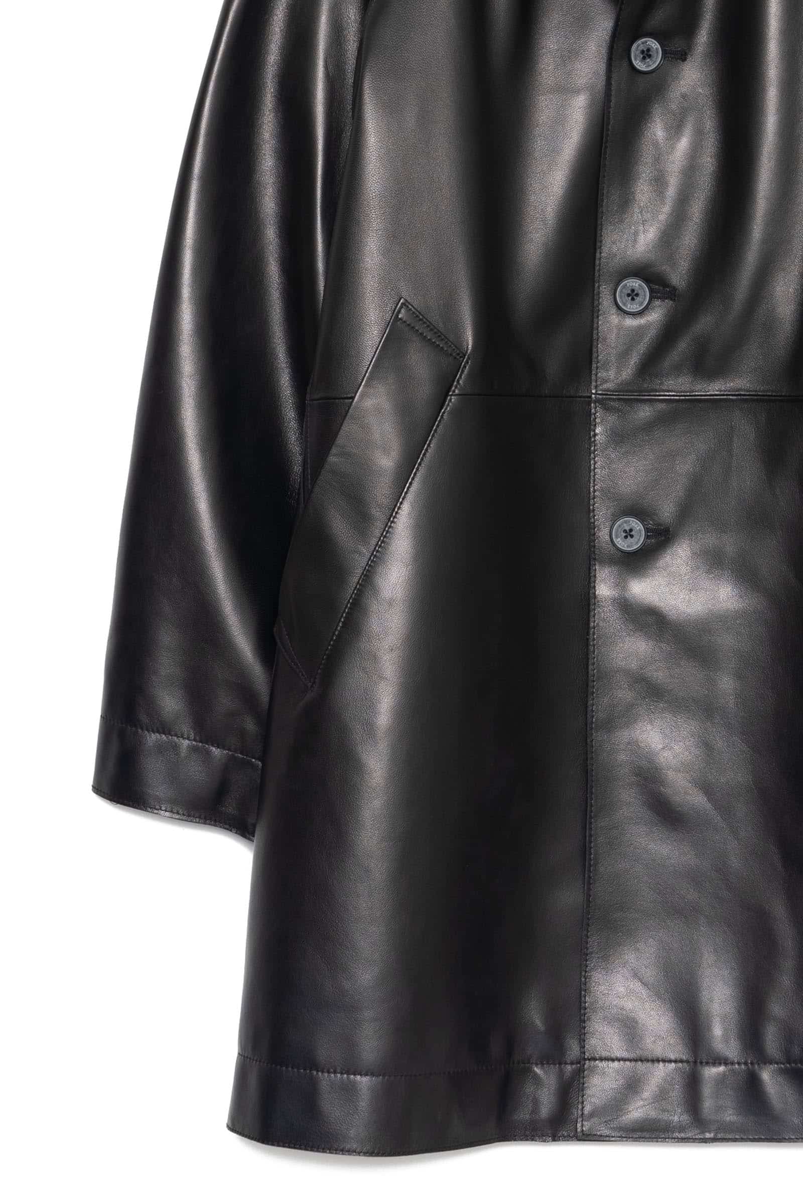 YOKE / LEATHER CUT-OFF HALF COAT – carol ONLINE STORE