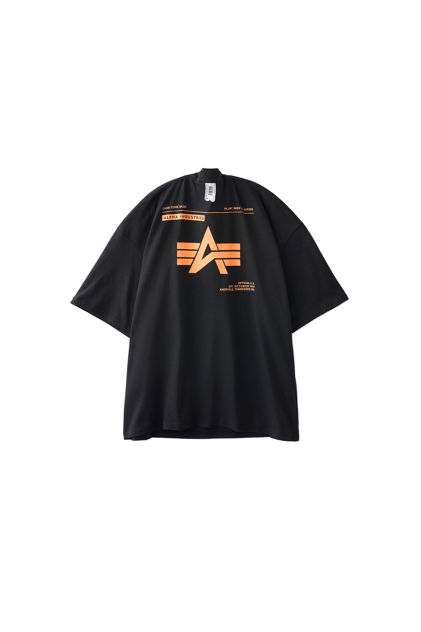 PROTOTYPES / SINGLE JERSEY BLACK BOX PLEAT TEE – carol ONLINE STORE