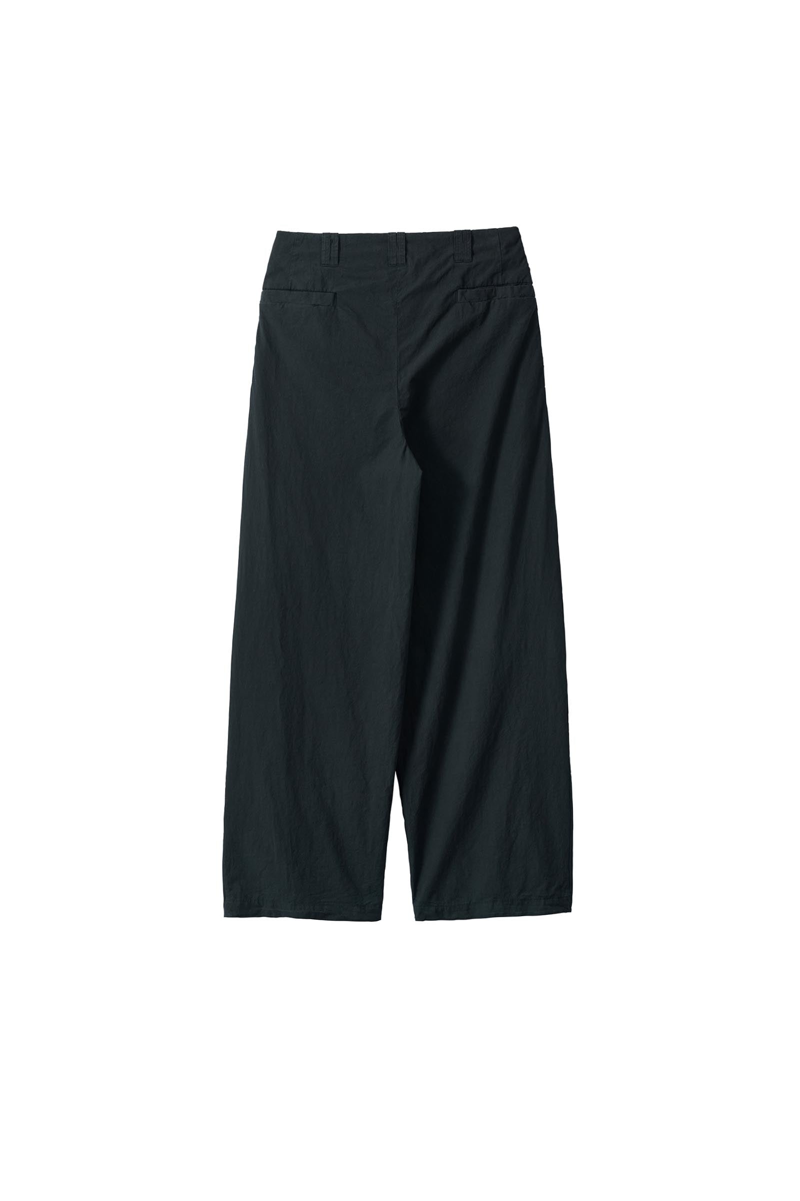 YOKE / Garment-dyed 3pleated Tapered Trousers