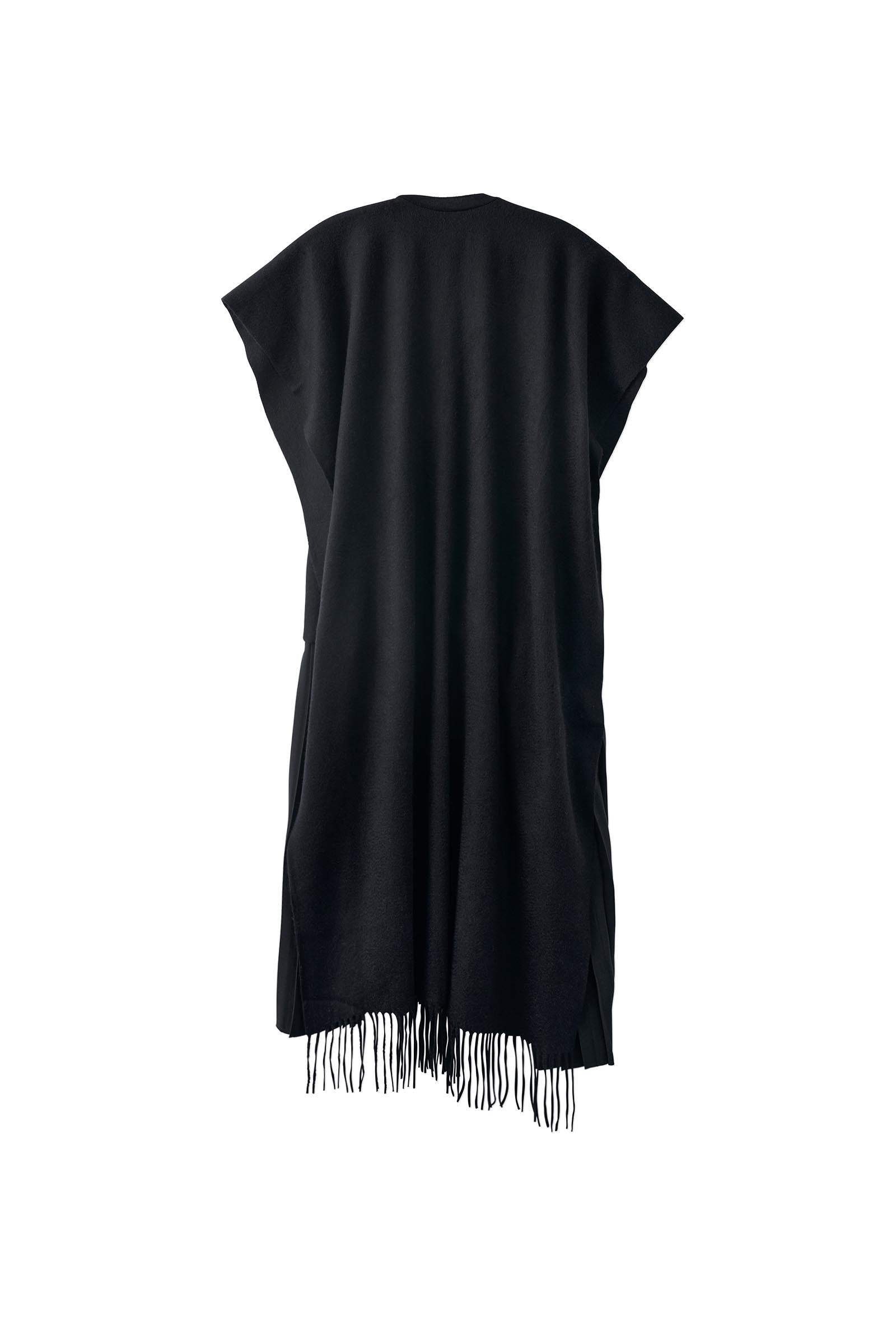 BLESS / PLISSEDRESSPONCHO CASHMERE