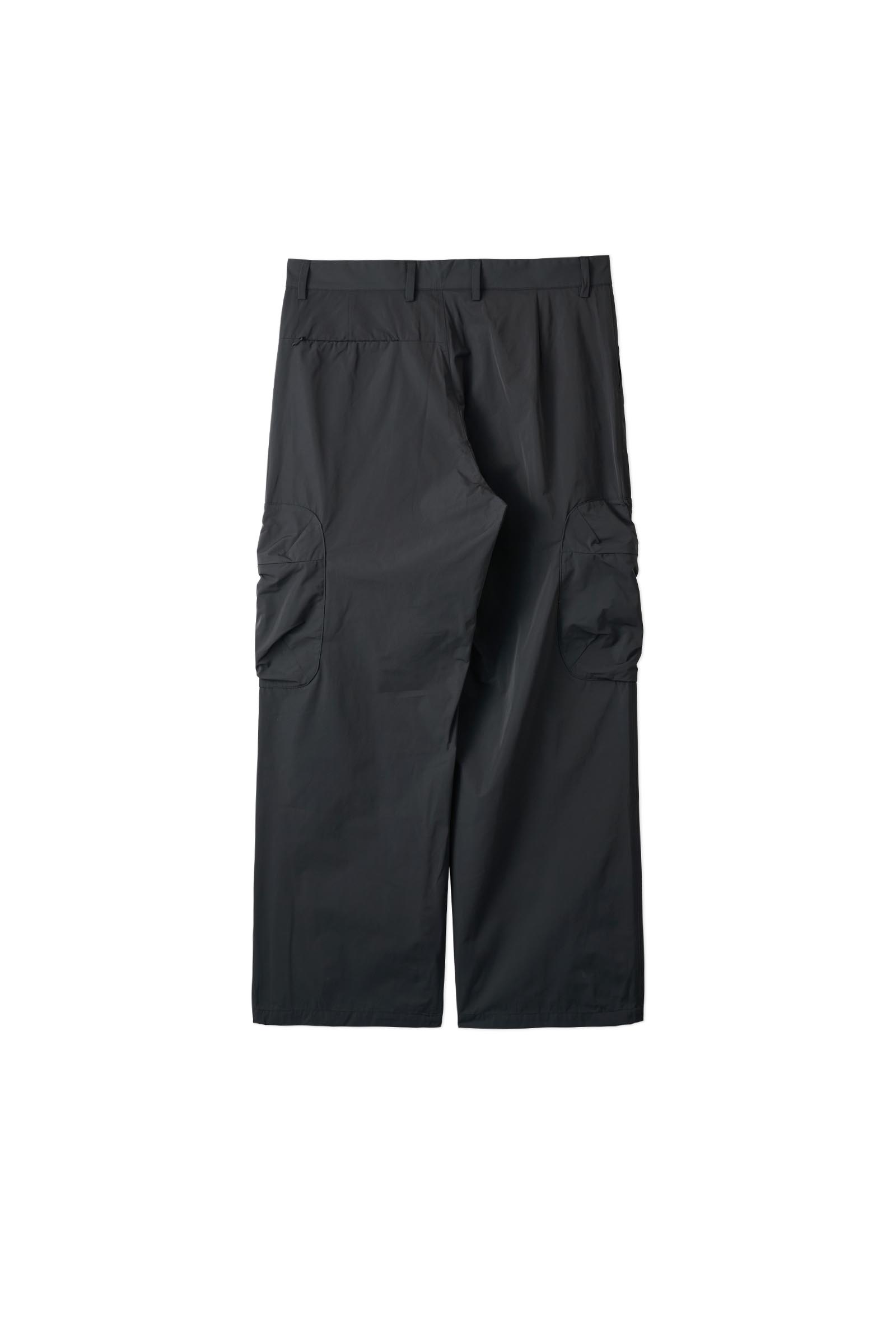Sturla / SOLID NYLON PILLOW POCKET LINEAR TROUSERS