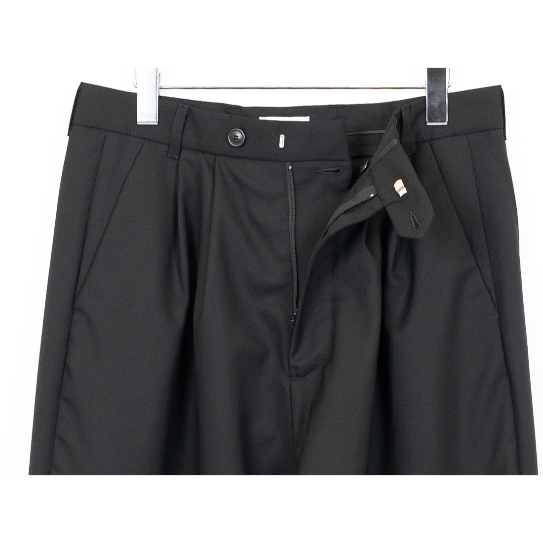 【爆買い！】 Pleated 2 / lownn pants（Pantalon carol – V2） Cropped パンツ